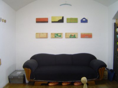 zu viert / zuhause / amen